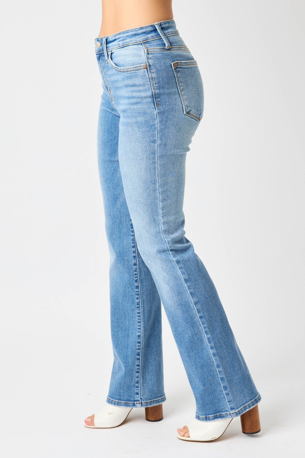 Chelsie High Rise Straight Leg Jeans