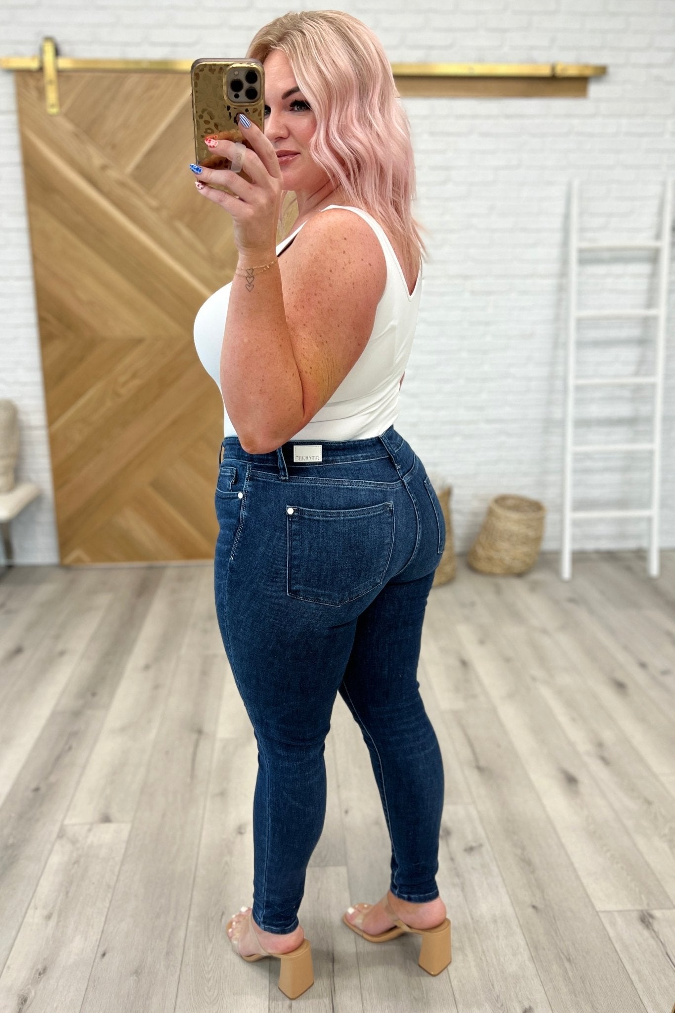 Addison Mid Rise Crinkle Ankle Skinny Jeans - Driftwood Boutique