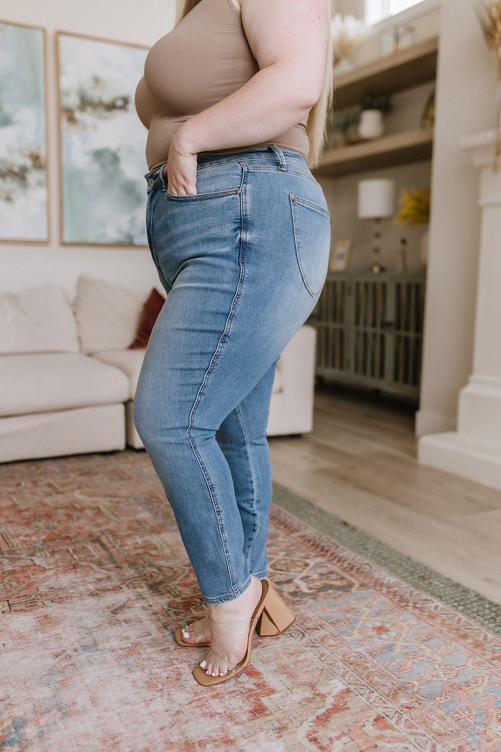 Betsy High Rise Control Top Shield Pocket Skinny Jeans - Driftwood Boutique