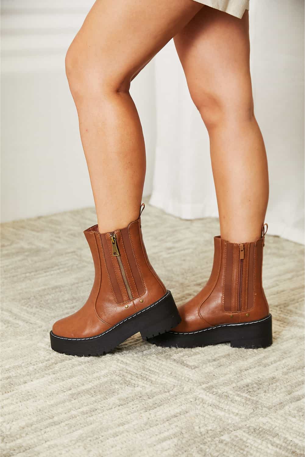 Jane Side Zip Platform Boots