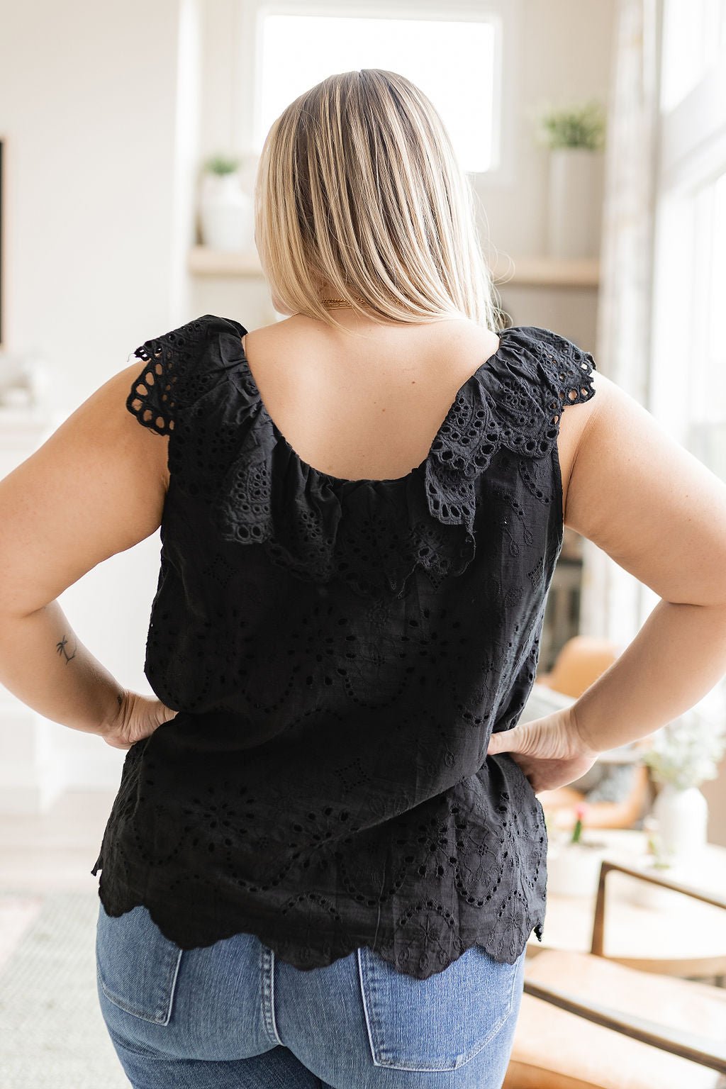 Parisian Stroll Lace Blouse in Black - Driftwood Boutique