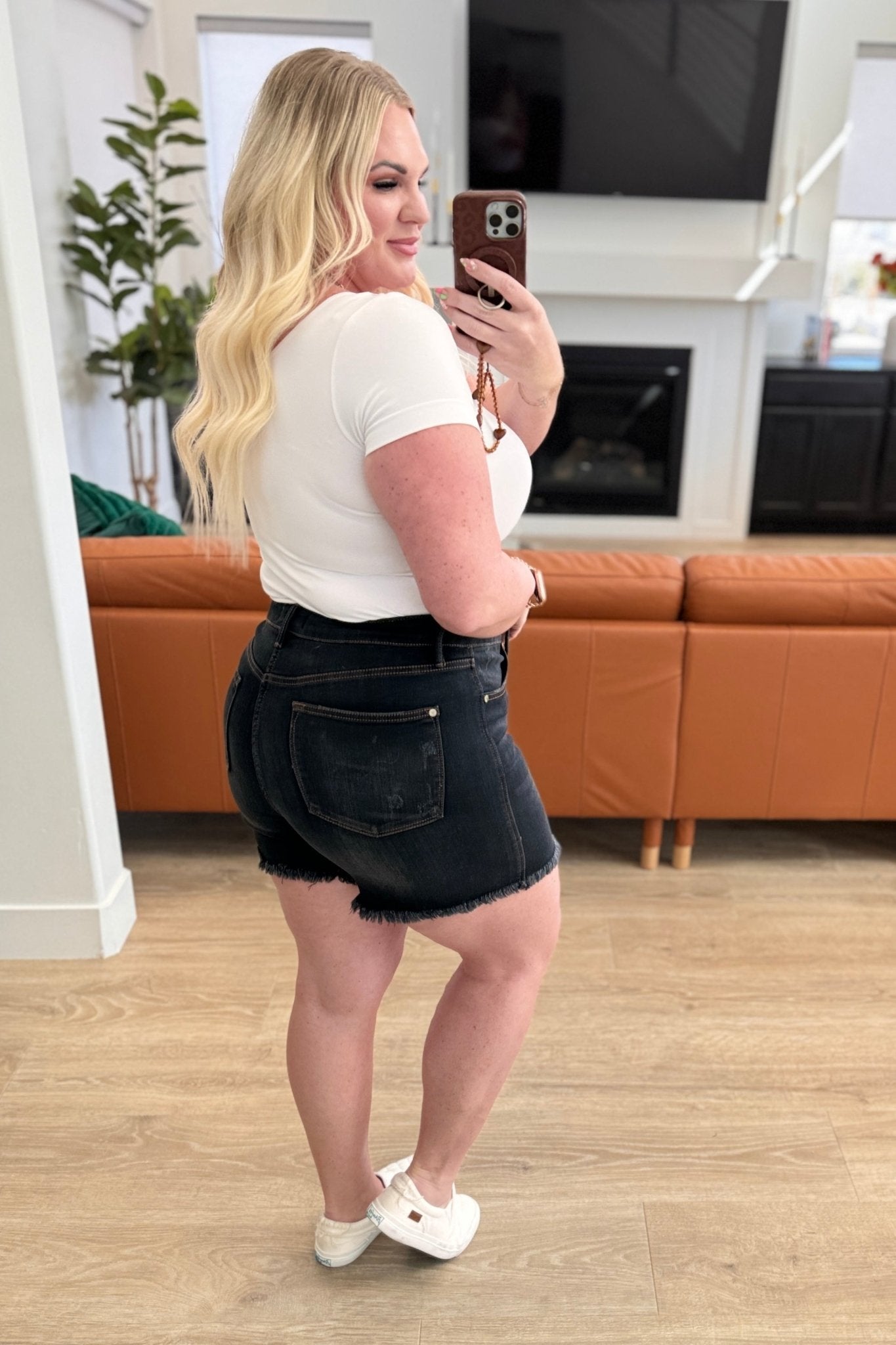Ember High Rise Control Top Fray Hem Shorts - Driftwood Boutique