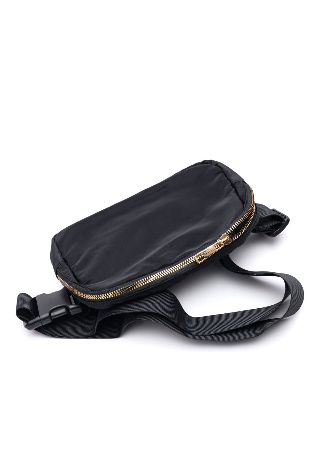 Everywhere I Go Crossbody Belt Bag in Black - Driftwood Boutique