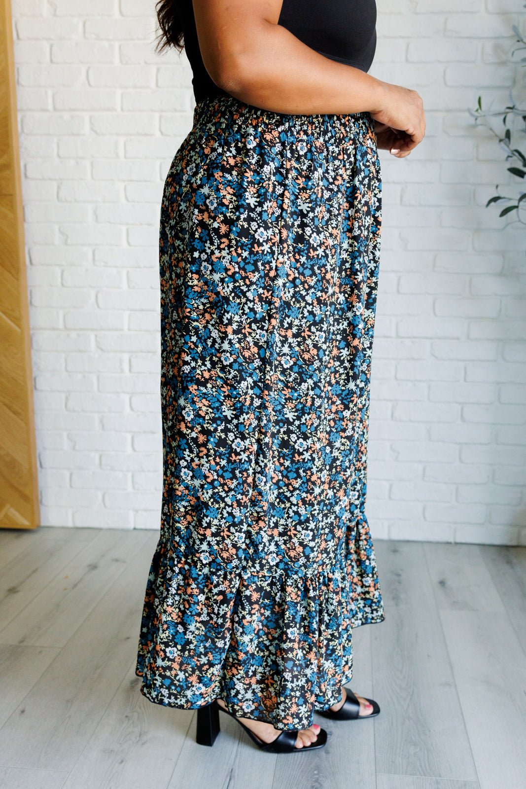 Flutter of Florals V - Neck Crop and Skirt Set - Driftwood Boutique
