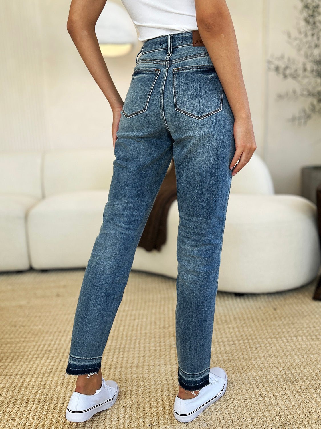 Harvey Mid Rise Rigid Magic Boyfriend Jeans - Driftwood Boutique