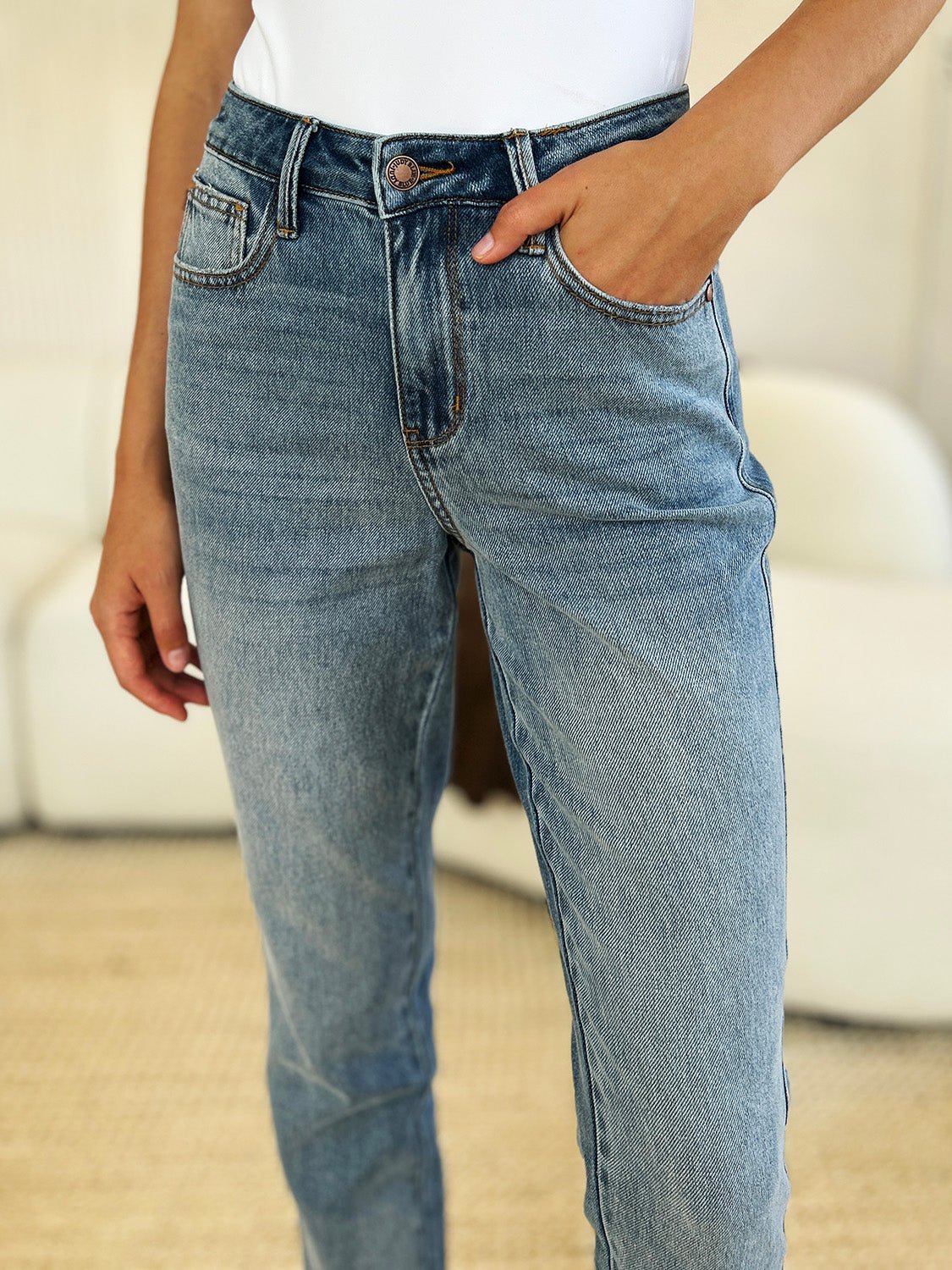 Harvey Mid Rise Rigid Magic Boyfriend Jeans - Driftwood Boutique
