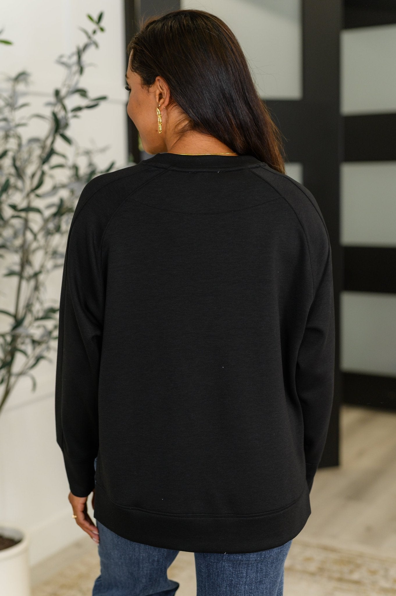 It's The Little Things Relaxed Scuba Pullover in Black - Driftwood Boutique