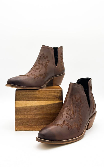 Kickin' Western Booties in Brown - Driftwood Boutique