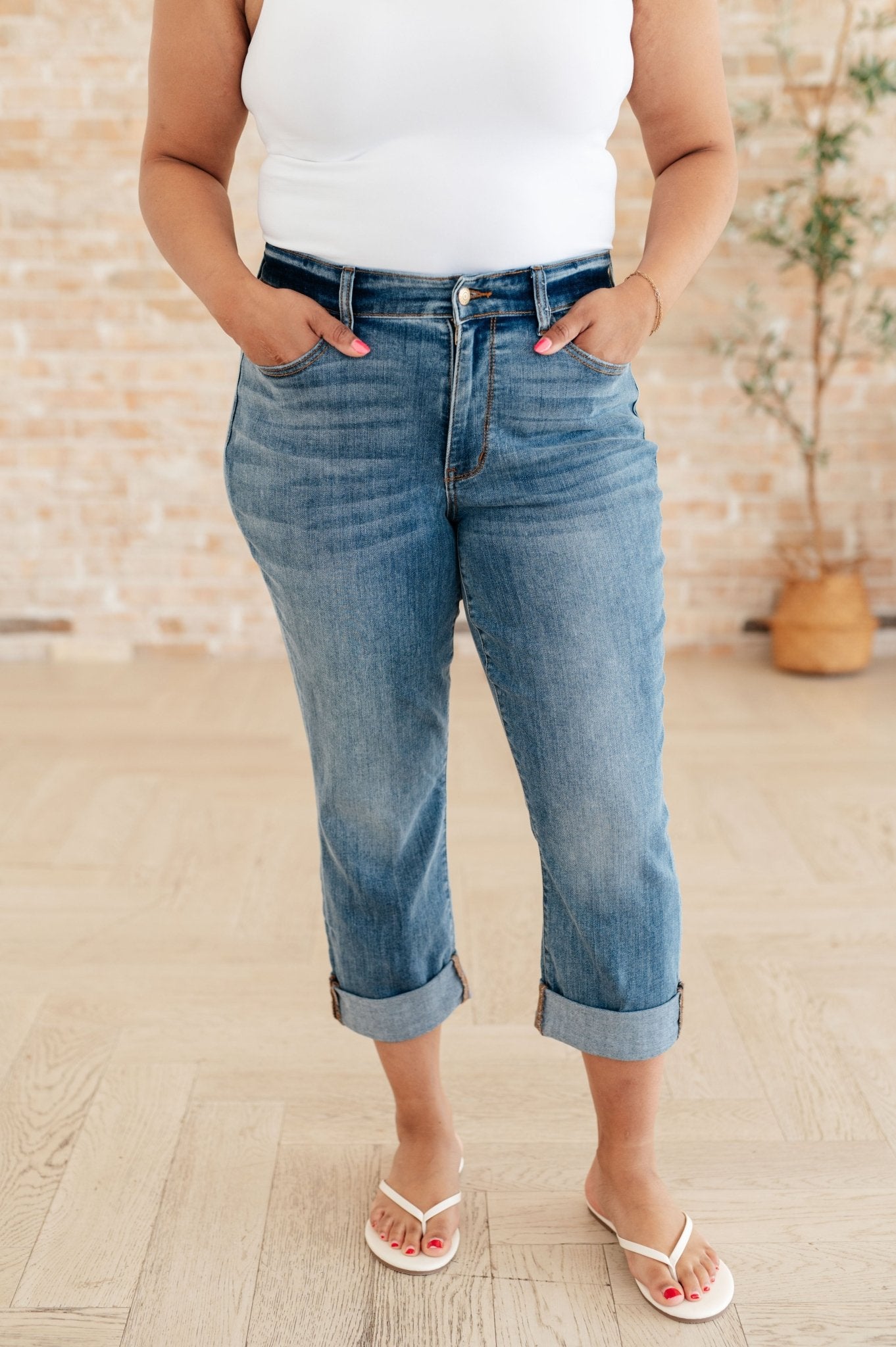 Laura Mid Rise Cuffed Skinny Capri Jeans - Driftwood Boutique