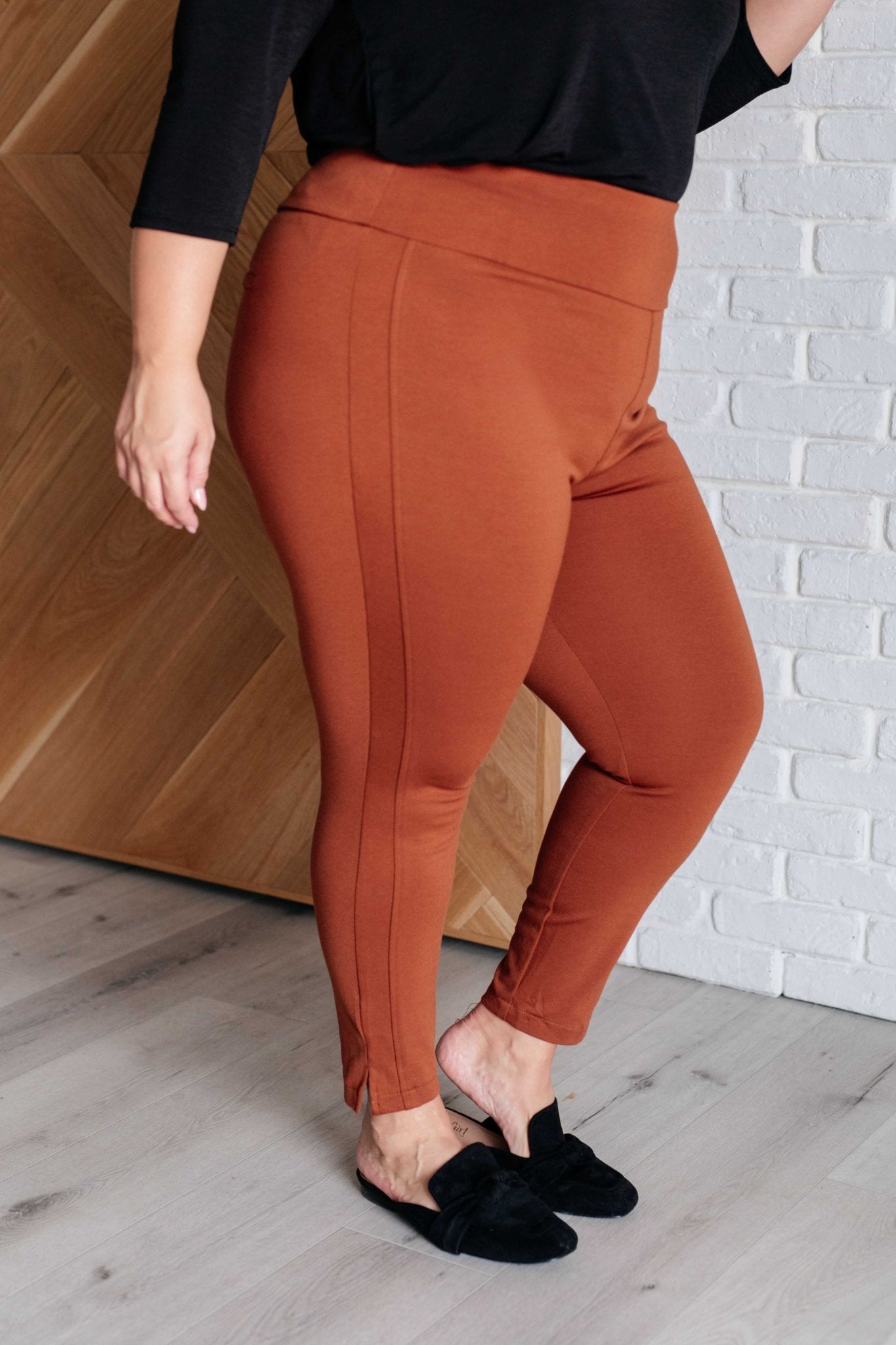 Magic Ankle Crop Skinny Pants in Rust - Driftwood Boutique