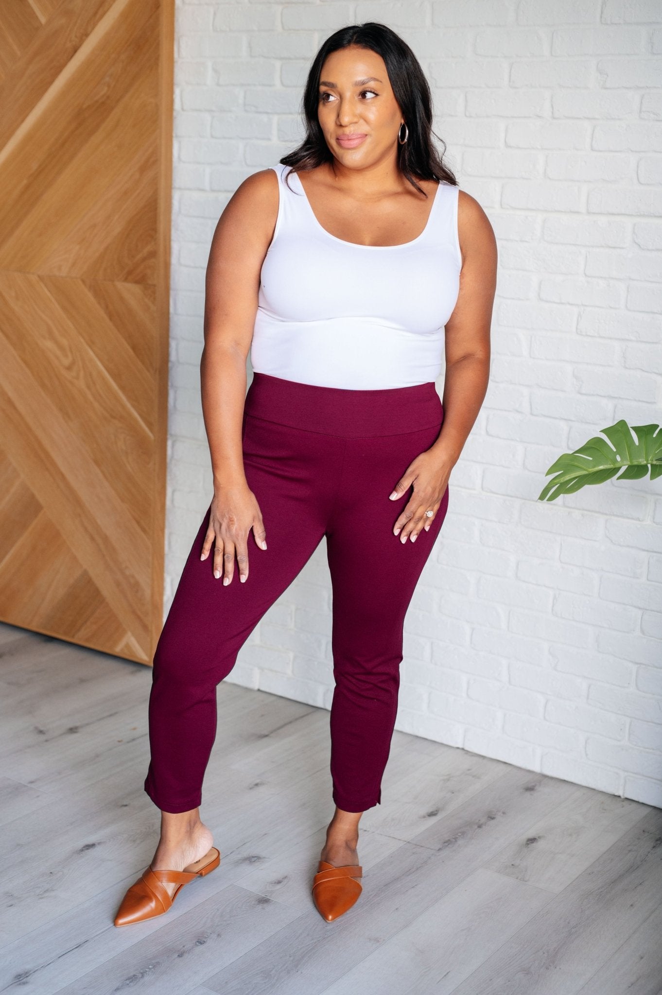 Magic Ankle Crop Skinny Pants in Wine - Driftwood Boutique