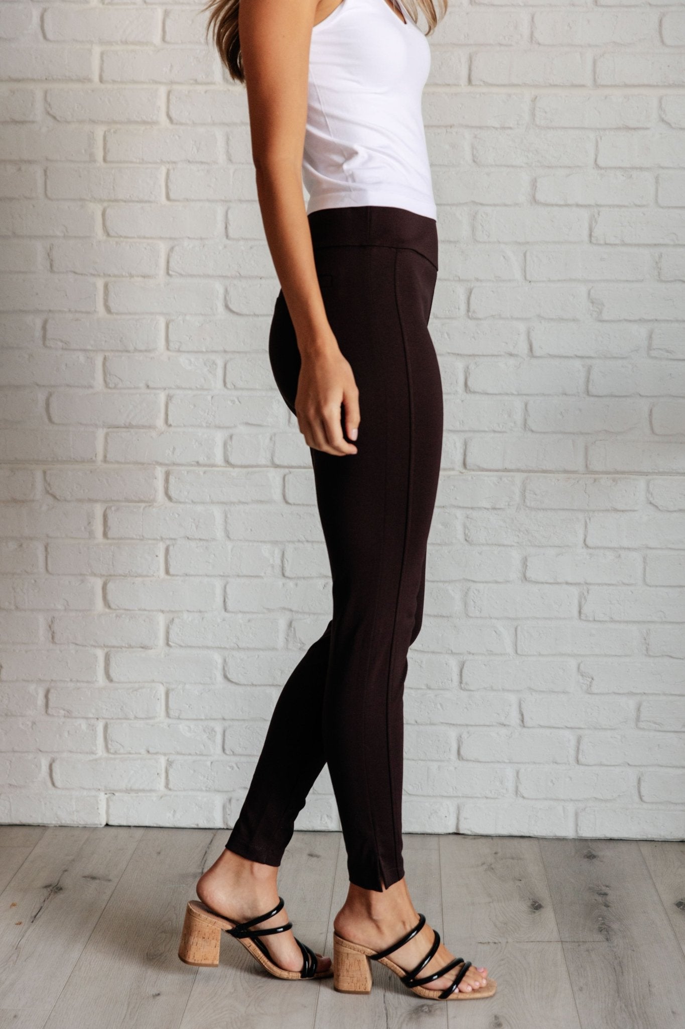 Magic Skinny 28" Pants in Chocolate - Driftwood Boutique
