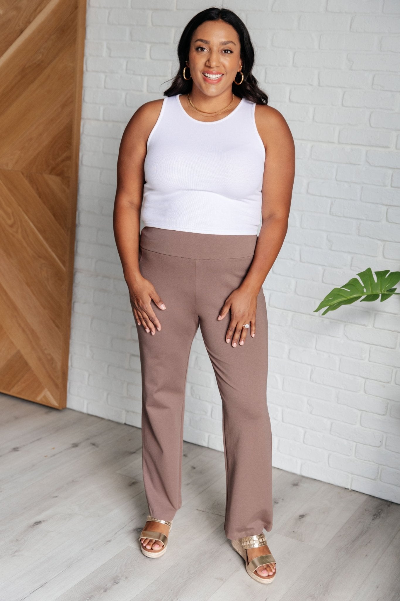 Magic Straight Pants in Dark Mocha - Driftwood Boutique