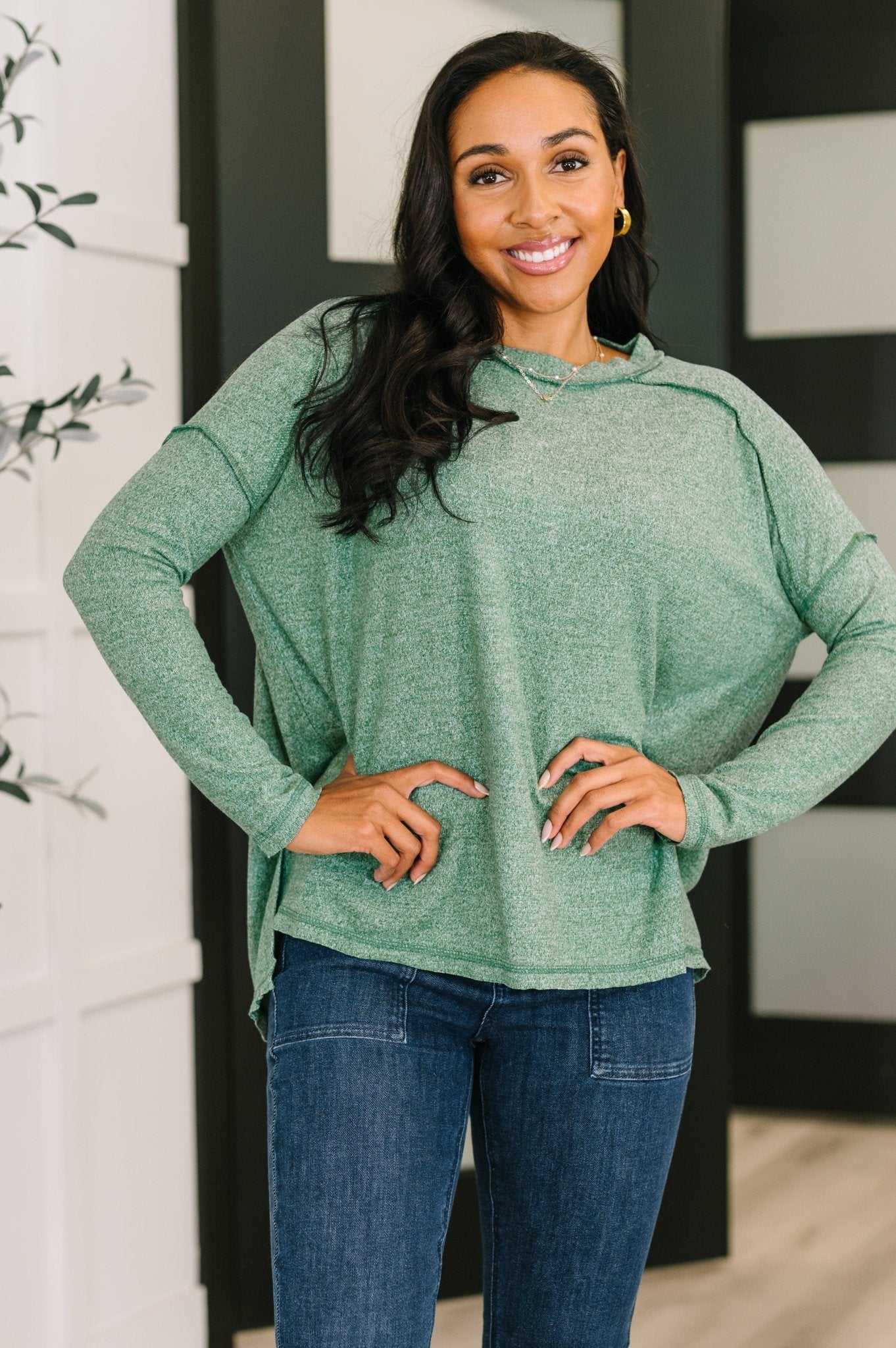 Mellow Mood Heathered Pullover in Dark Green - Driftwood Boutique