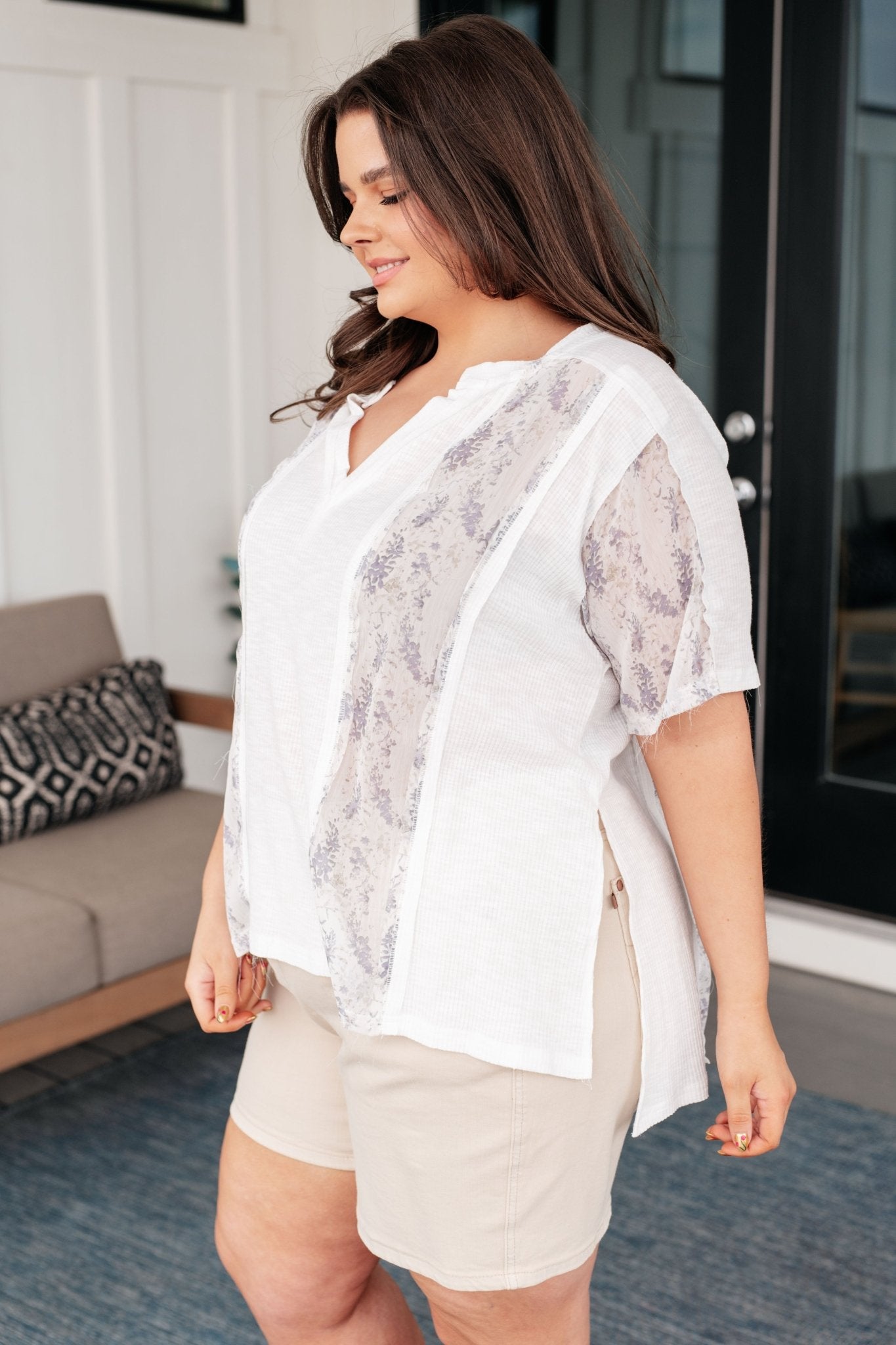Mention Me Floral Accent Top in Ivory - Driftwood Boutique