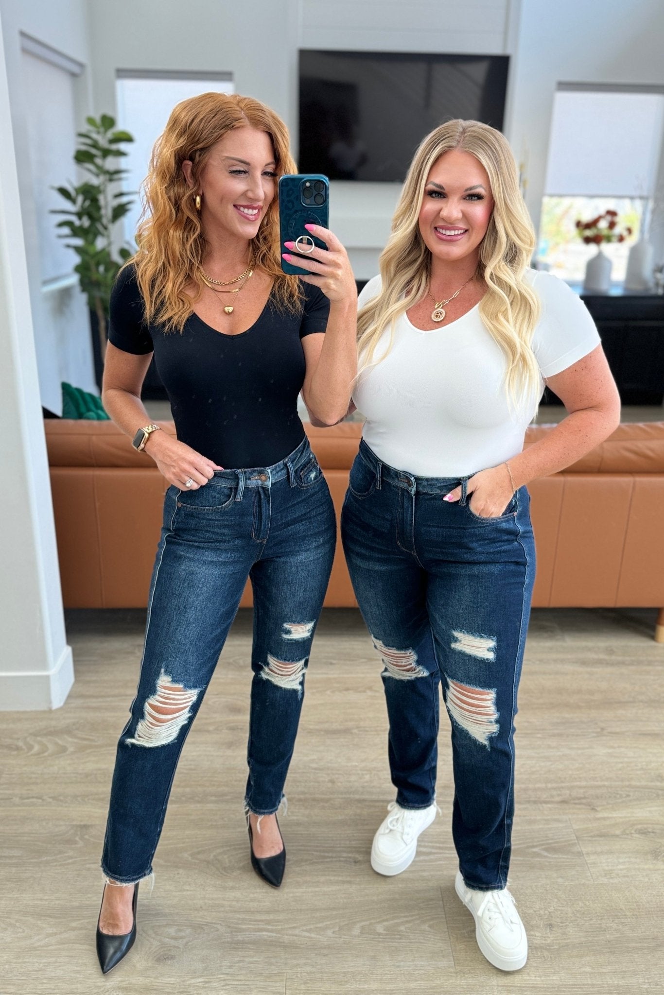 Montana High Rise Rigid Magic Distressed Straight Jeans - Driftwood Boutique