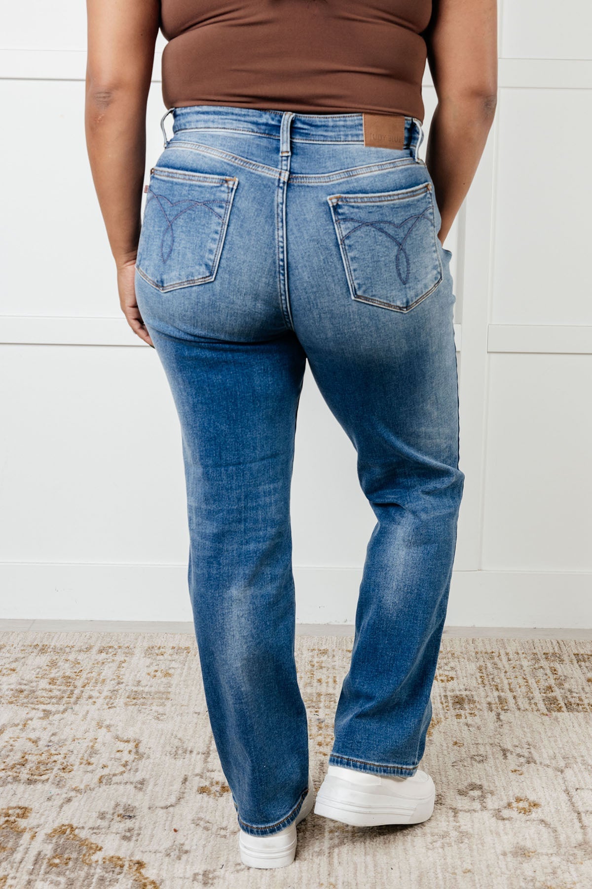 Nivya High Rise Vintage Wash Thermal Straight Jeans - Driftwood Boutique