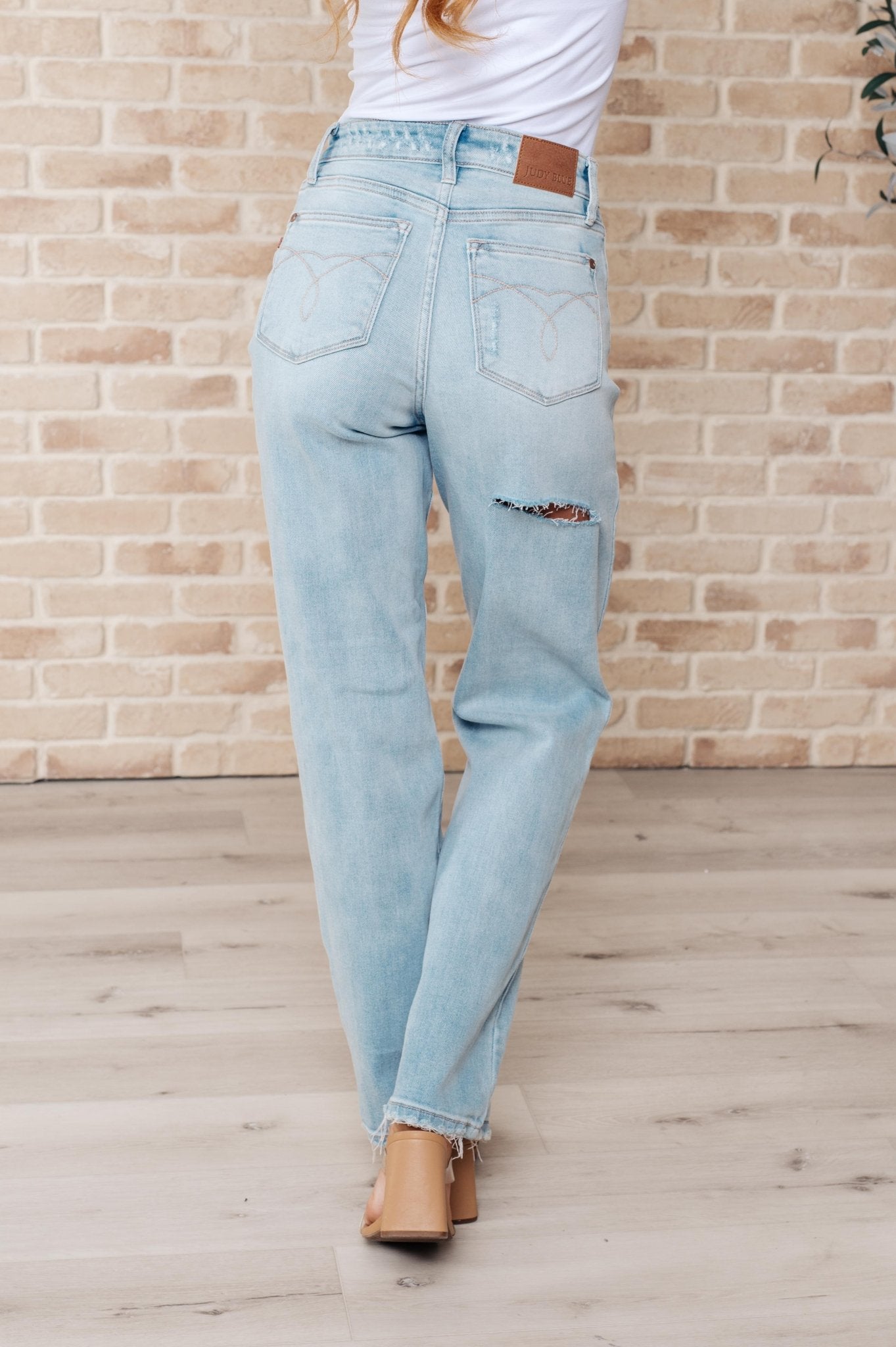 Parker High Rise 90's Straight Jeans - Driftwood Boutique