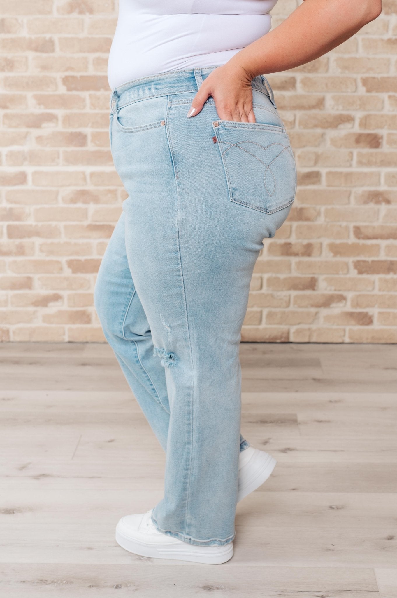 Parker High Rise 90's Straight Jeans - Driftwood Boutique
