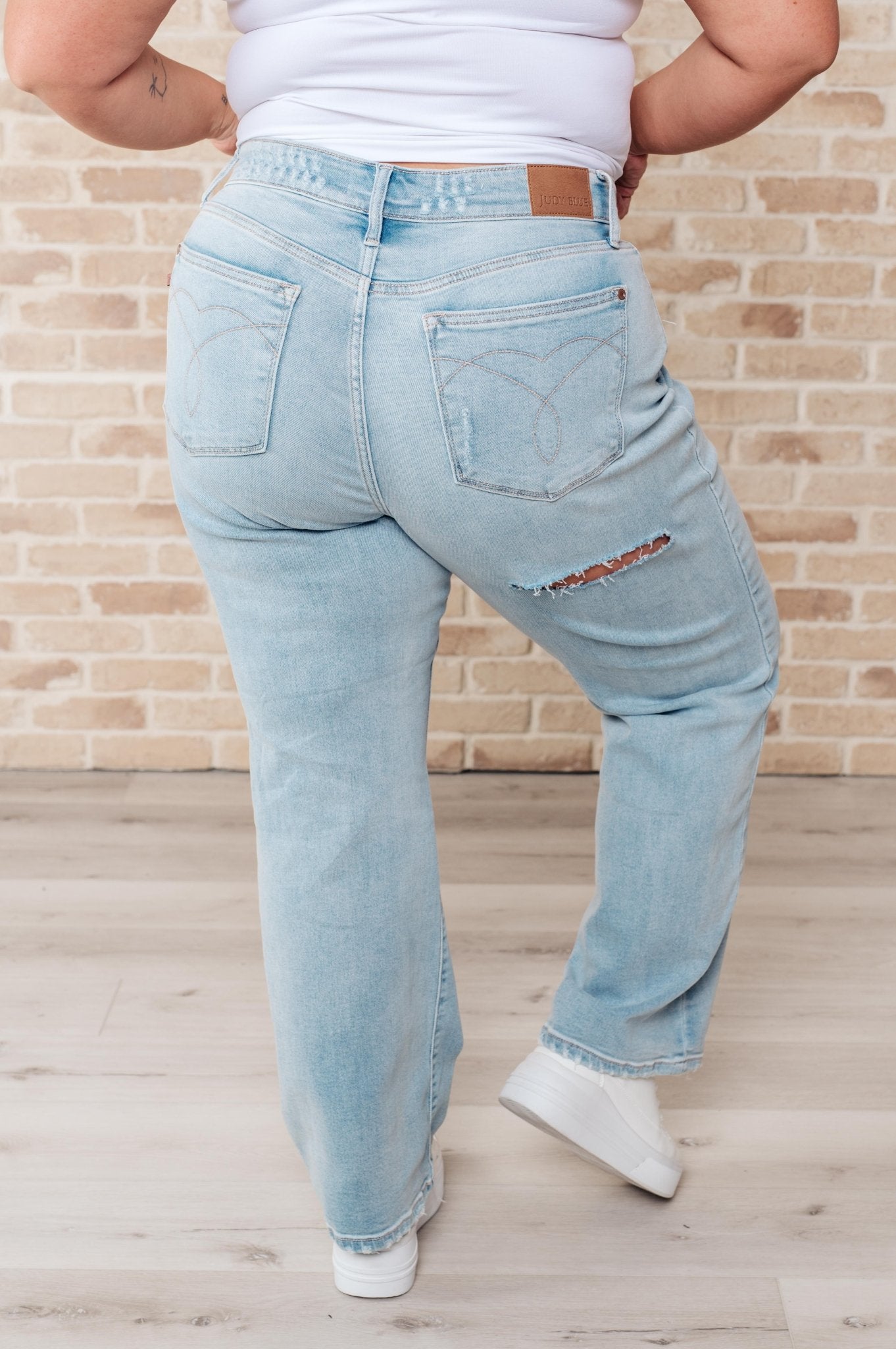Parker High Rise 90's Straight Jeans - Driftwood Boutique