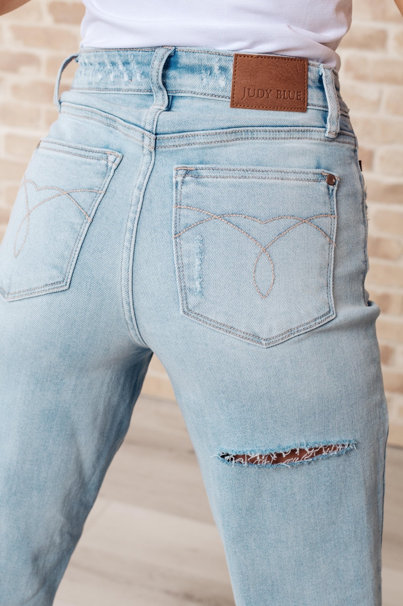Parker High Rise 90's Straight Jeans - Driftwood Boutique
