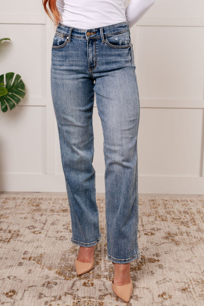Quinn Mid Rise Cell Phone Pocket Dad Jeans - Driftwood Boutique
