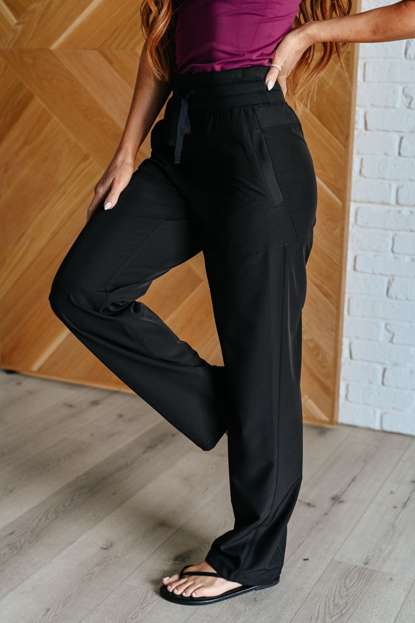Runner's High Drawstring Joggers in Black - Driftwood Boutique