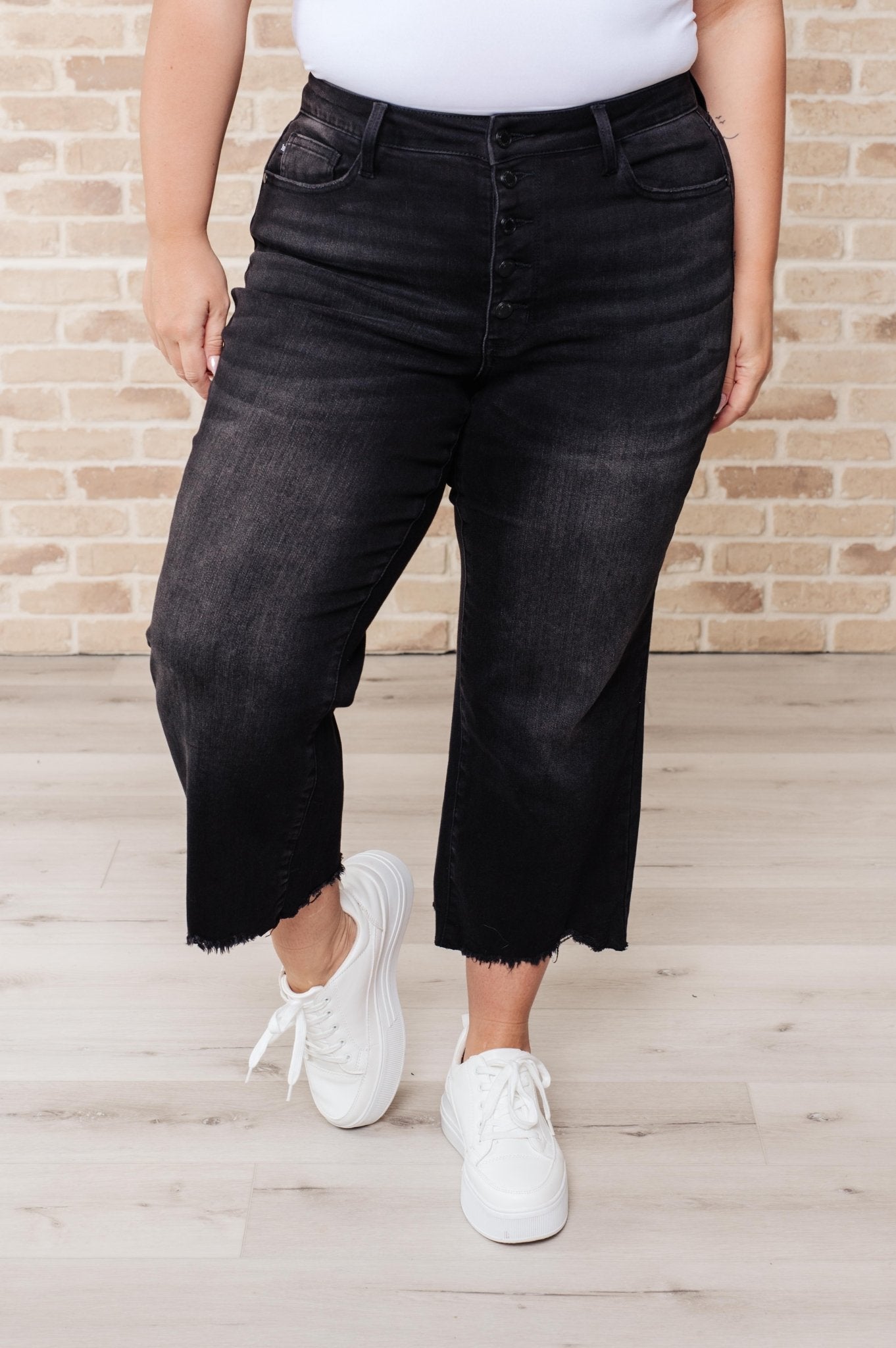 Ryan High Rise Button Fly Wide Leg Crop Jeans - Driftwood Boutique