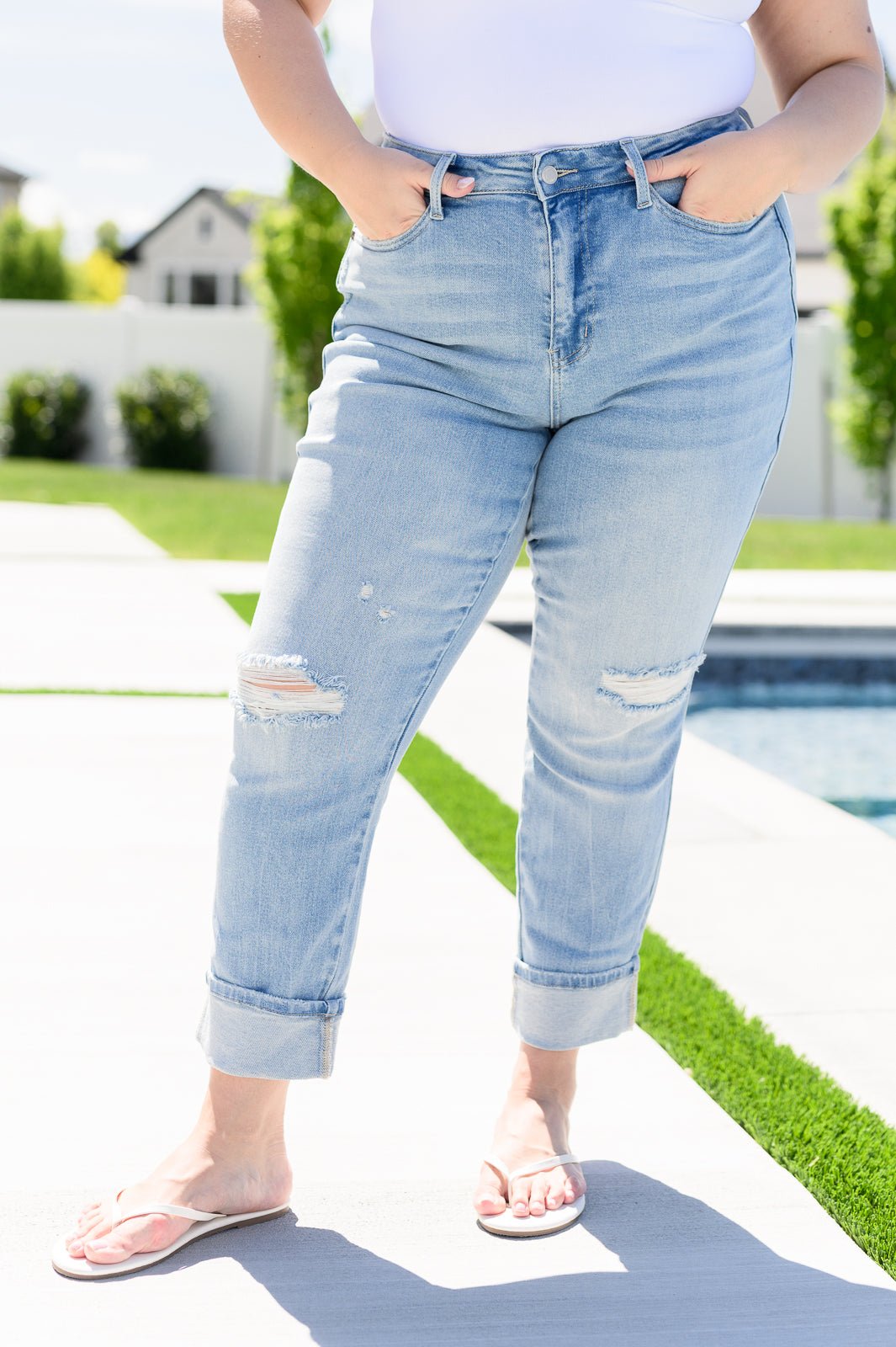 Sam Mid Rise Star Pocket Boyfriend Jeans - Driftwood Boutique