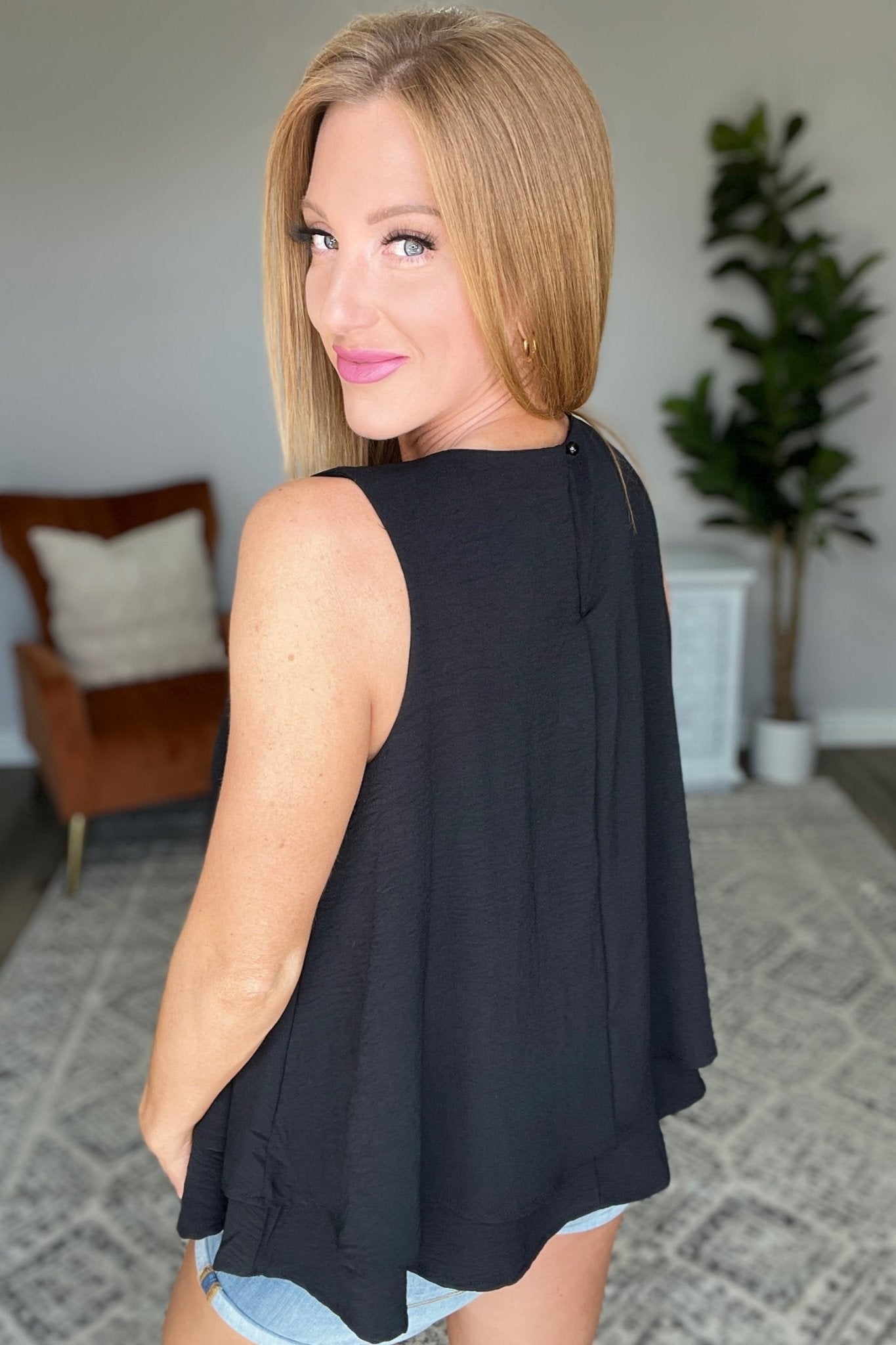 Double Tiered Flare Tank in Black - Driftwood Boutique