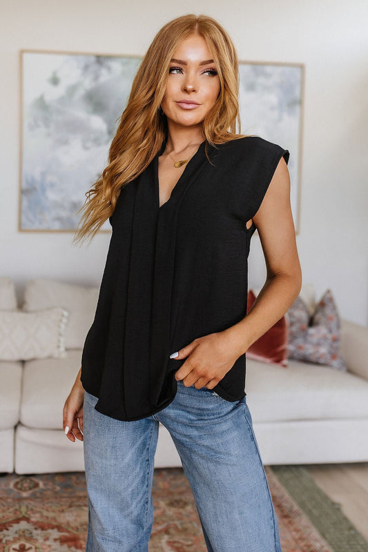 Elevate Everyday Blouse in Black - Driftwood Boutique