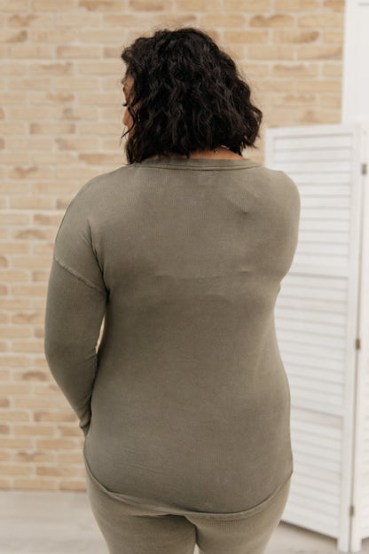 Essential Lounge Top in Mineral Wash Olive - Driftwood Boutique