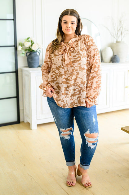 Floral Ties Top in Taupe - Driftwood Boutique