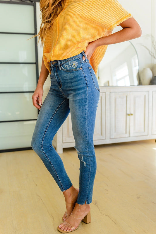 Hi-waisted Dandelion Embroidery Skinny - Driftwood Boutique