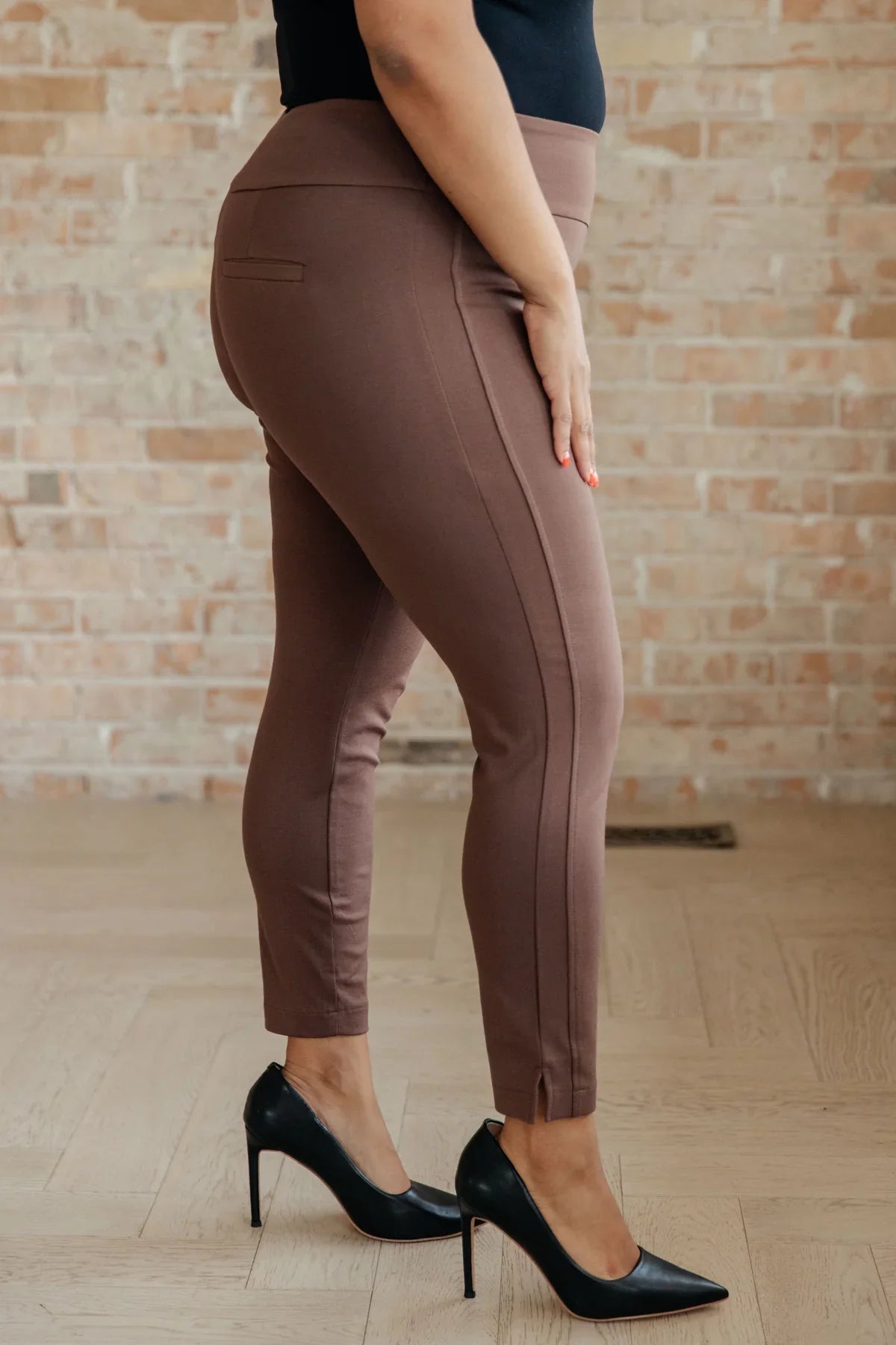 Magic Ankle Crop Skinny Pants in Twelve Colors - Driftwood Boutique