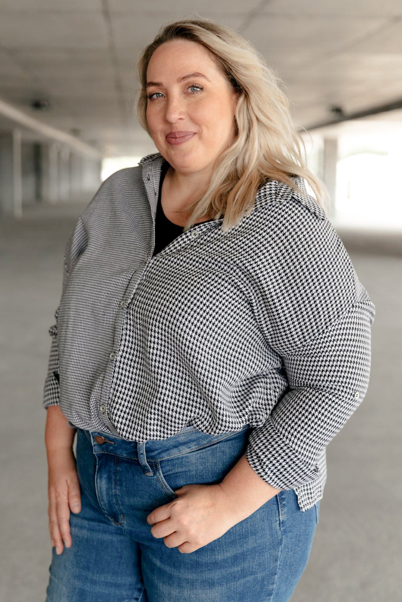 Mixed Houndstooth Button Up Top - Driftwood Boutique