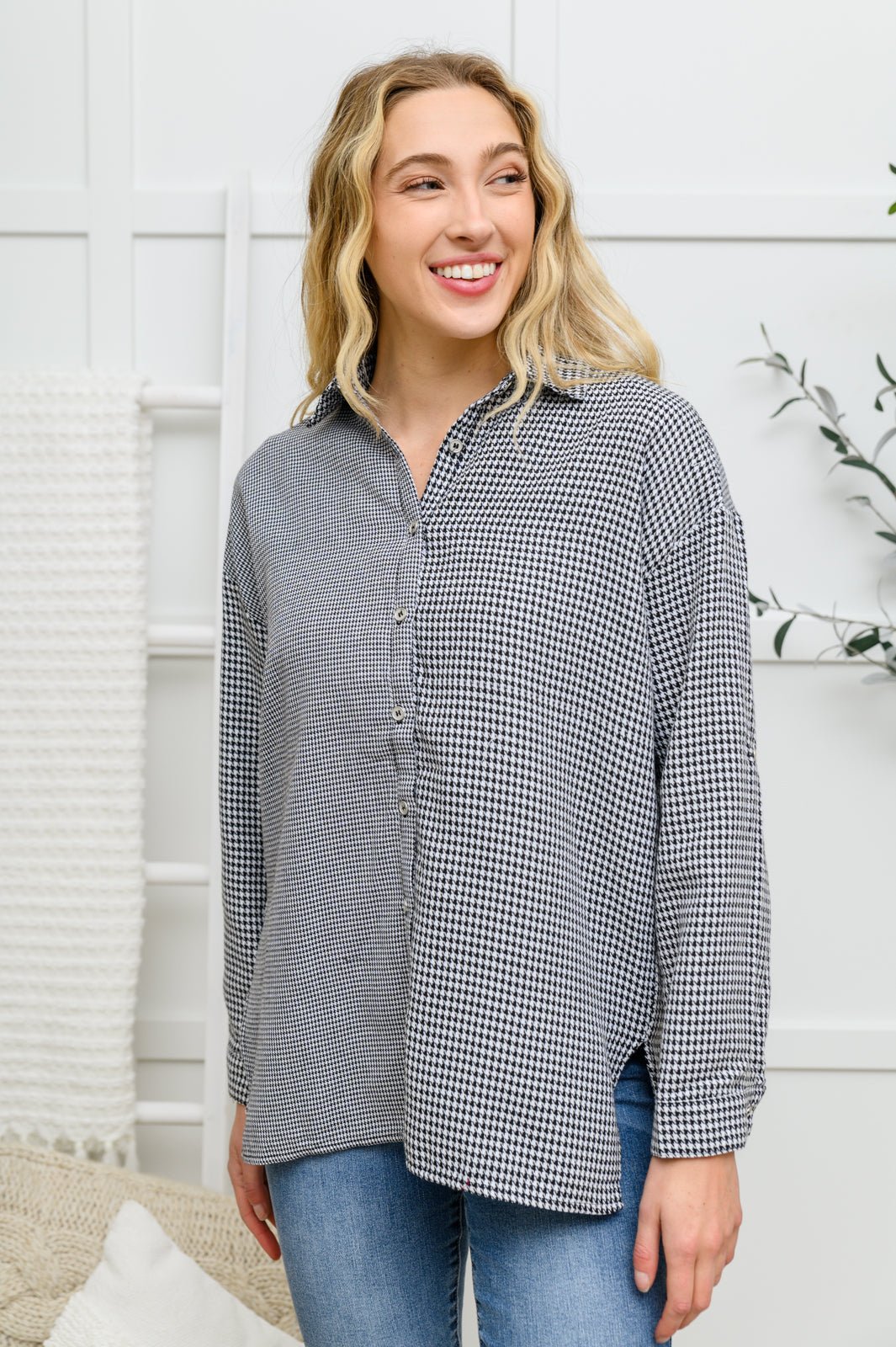 Mixed Houndstooth Button Up Top - Driftwood Boutique